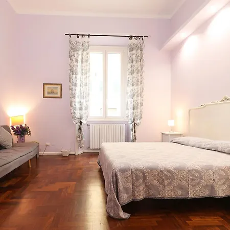 Arcudi Romance Home