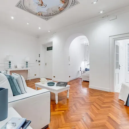 New Opening Spagna Suite