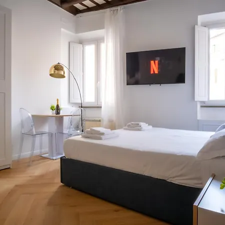 Elegantis Trevi Suite Apartment - Just 50M From Trevi Fountain