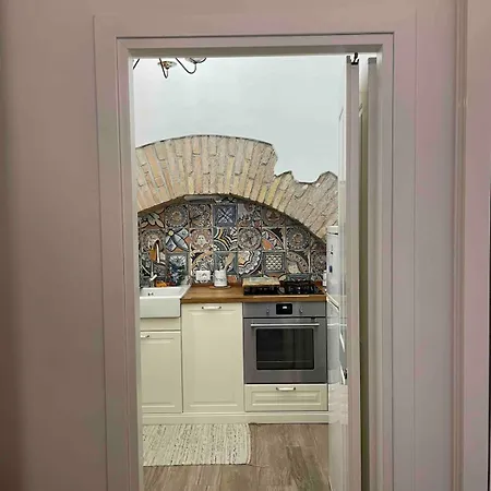 Rome City Center Apartment