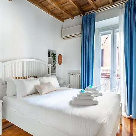 Iflat Classy & Spacious Apt Near Campo De Fiori