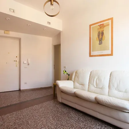 Julia Apartment