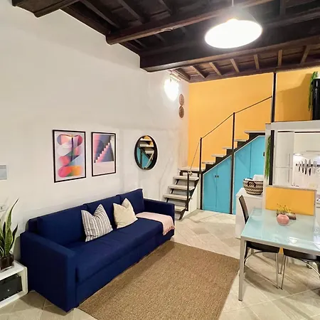 Charming Navona Duplex Apartamento