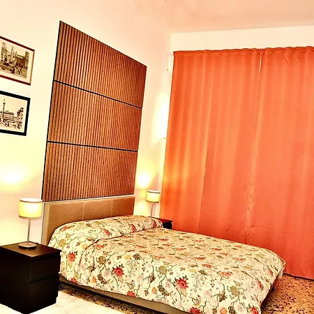 Cinecitta Corner Apartment