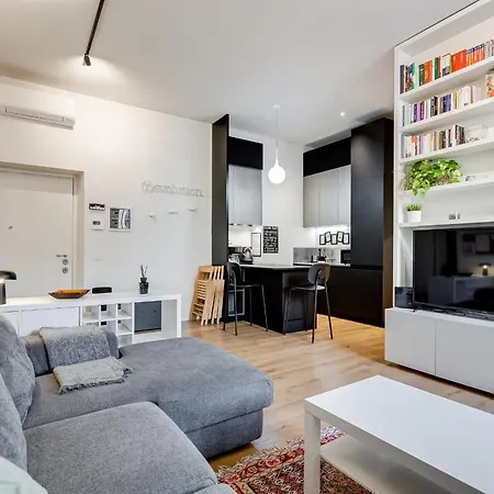 Modern Flat In Vatican