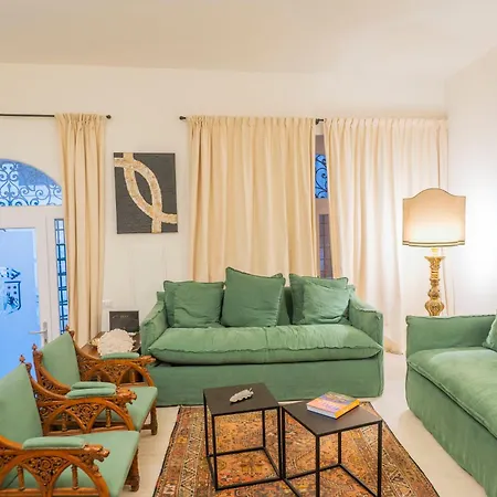Via Giulia Charming Atelier Apartment