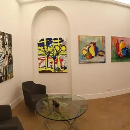 Gallery Art Flat Near The Colosseum And Domus Aurea