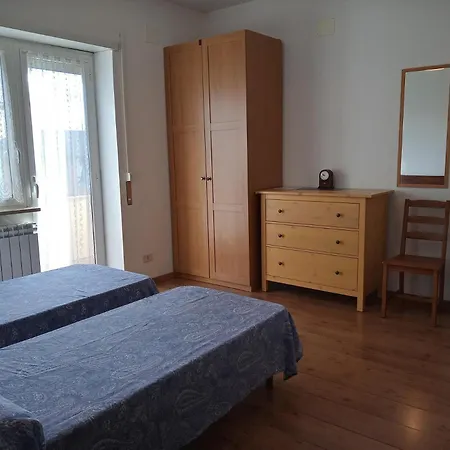 Gilda Vacanze Metro Battistini Apartment
