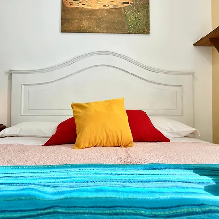 3 Min Da Stazione San Pietro Apartment