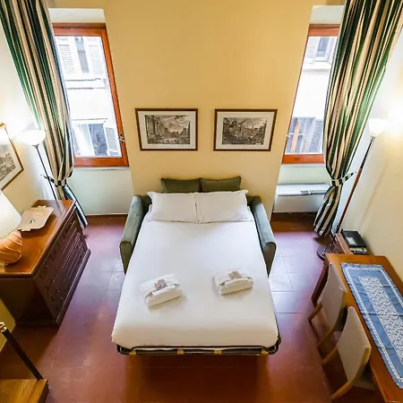 Beautiful Studio Near Piazza Navona