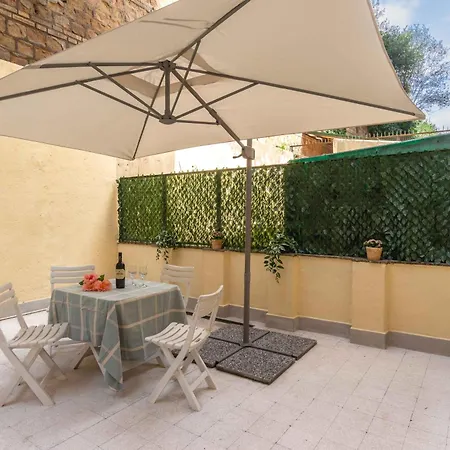 Domus Erasmo Apartment