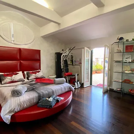 Ave Roma Suite