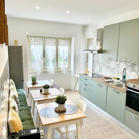 Monti Tiburtini Roma Guest House Apartment