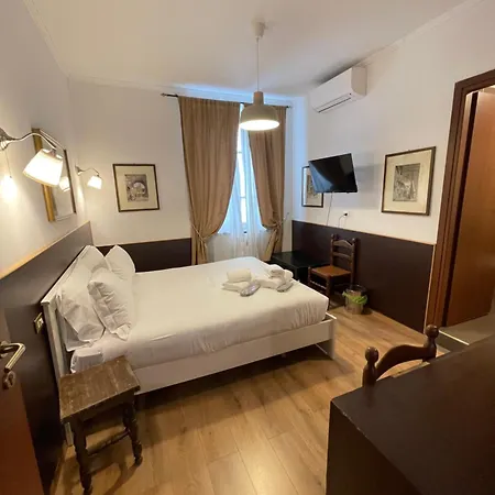 Gold House Hotel