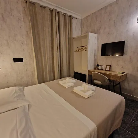 Hotel Agora