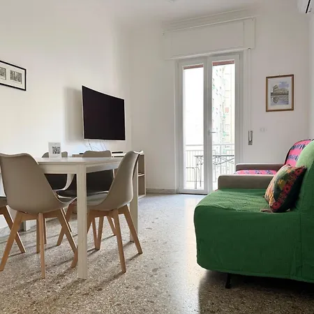 Piramide-Ostiense Two Bedroom Apartment