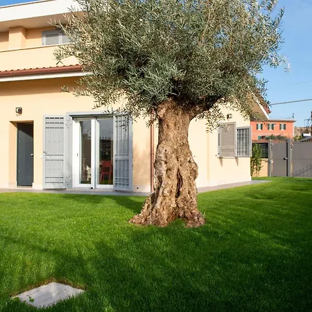 Villini Dell'Acquedotto Felice Apartment