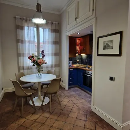 Re Di Roma Vacation Villa