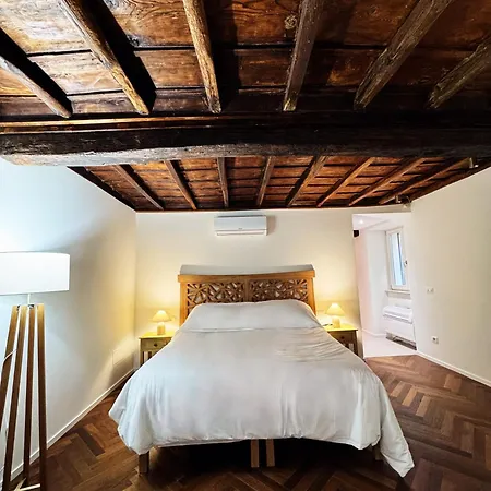 Вилла Navona Fox House 1