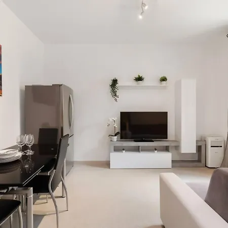 Appartamento Moderno Nel Cuore Di Roma