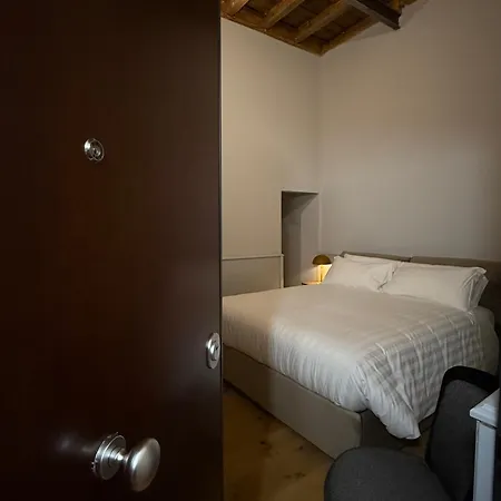 Spiriti Home Apartment 3, New Opening Piazza Di Pietra