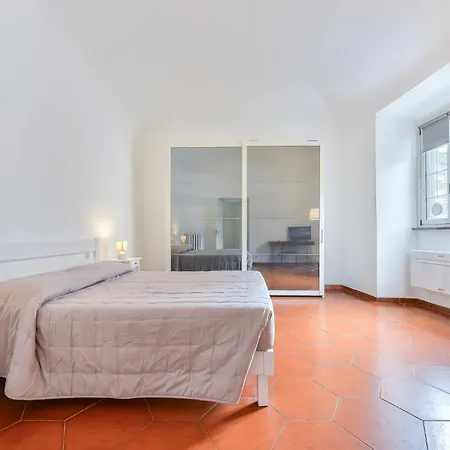 Lavinia'S Apartment At Colosseo