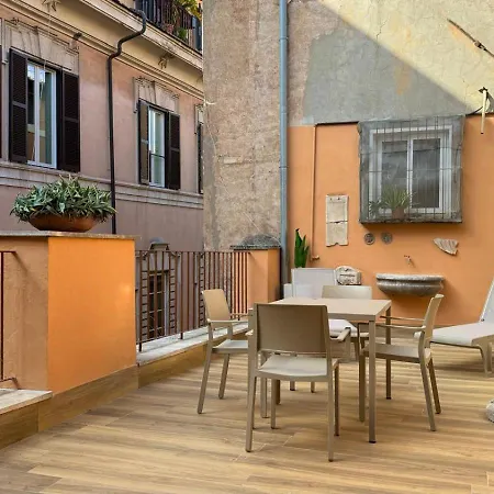 Chich Suites In The Heart Of Historic Rome
