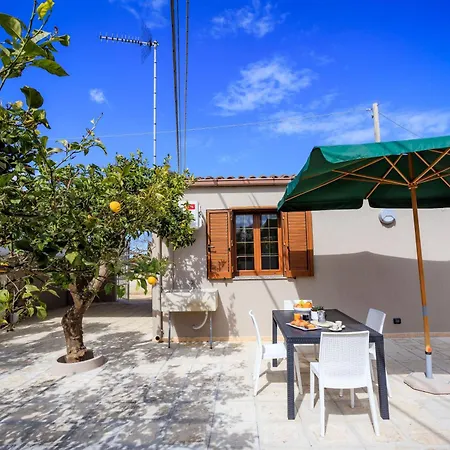 La Dimora Di Tota - Villa Al Mare Con Piscina, Otranto