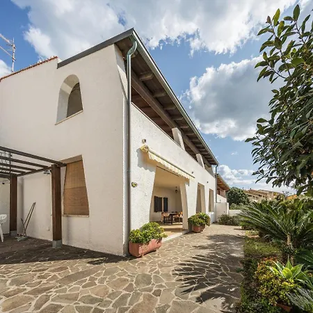 Casa Delle Ginestre 2 Apartment