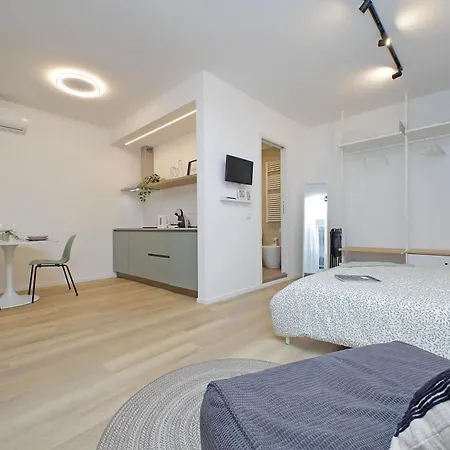 Charm Apartment San Giovanni