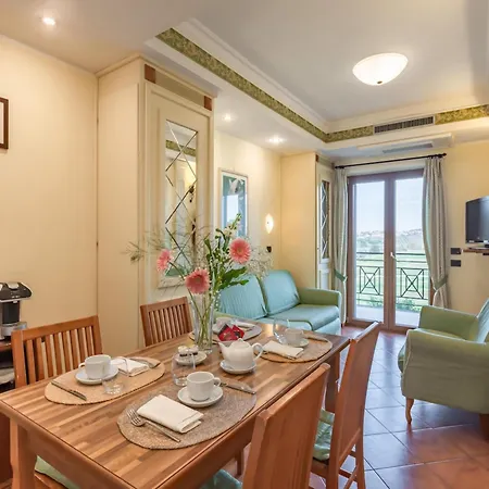 Modern Apartment In Guidonia With Garden, Cleaning Included