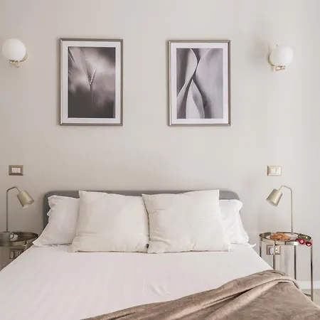 The Best Rent - Bright Flat Near San Pietro