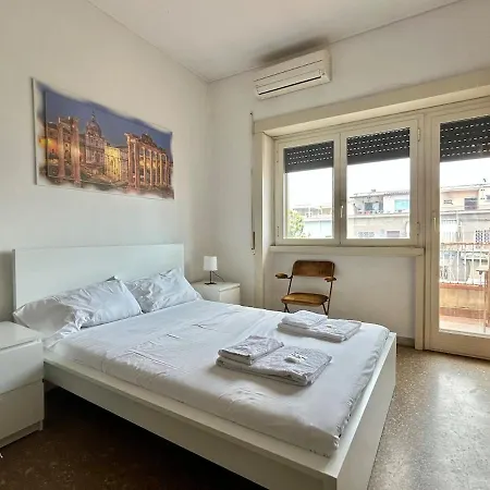 Cipro Vatican Home