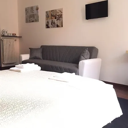 Rhome 19