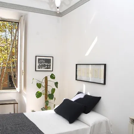 Bianco E Nero Apartment