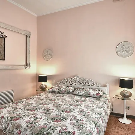 Stelletta Terrace Hotel