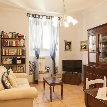 Elisa'S House Apartment