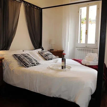 Suite Lungara