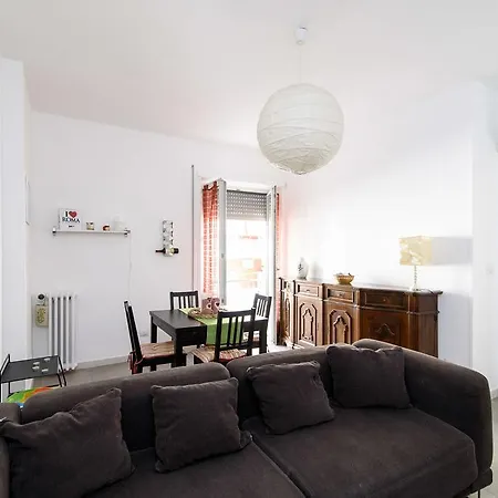 Casa Vacanze Nonna Elena Holiday home