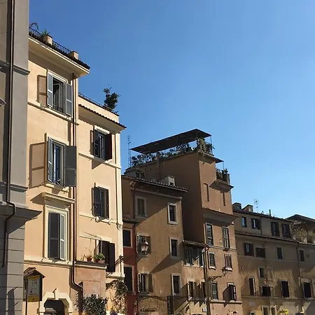 Finestra Su Trastevere - Guest House