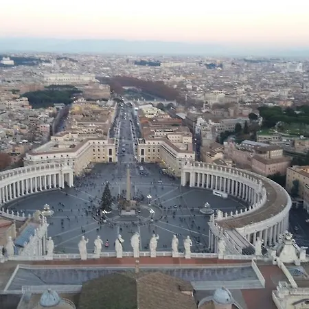 Roma San Pietro Holiday