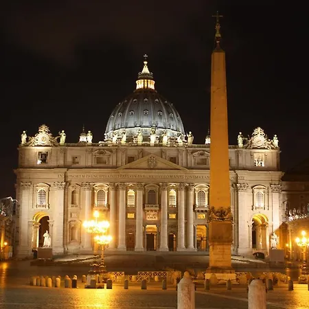 Elegant Apartment Near The Vatican And Piazza Navona