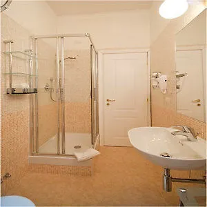 Hotel Trevi 98