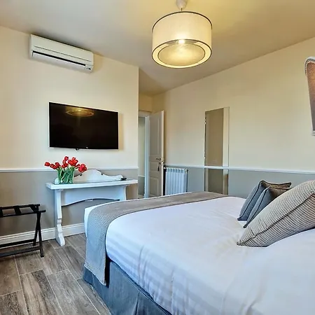 Colosseum Terrace Suite