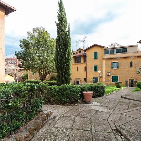 Rome House Lotto29 A Quiet Home In Garbatella An Amazing Neighborhood