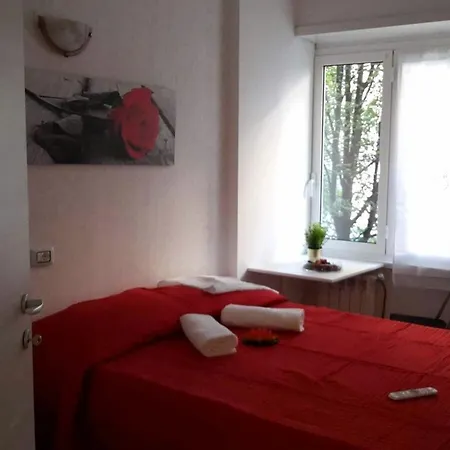 Отель Domus Italiana