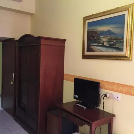 Hotel Adventure