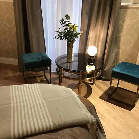 Mia Al Pantheon Luxury Suites