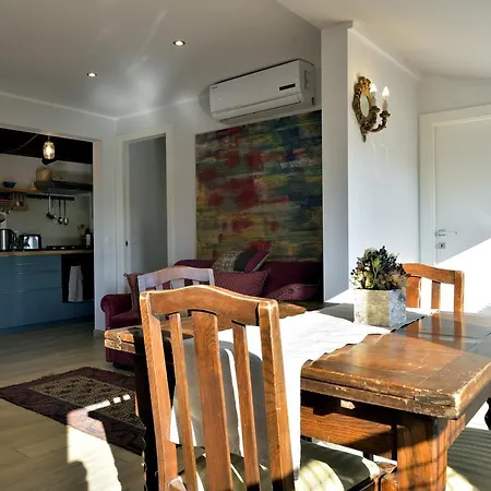 Apartament Irex Via Del Corso Private Attico With Jacuzzi