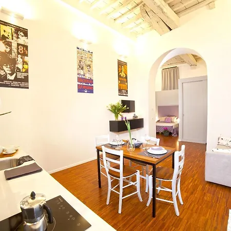 Paganica Loft Torre Argentina Apartment